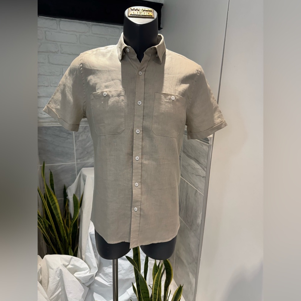 NWT Tristan Tan Casual Button Down linen Shirt with Short Sleeves